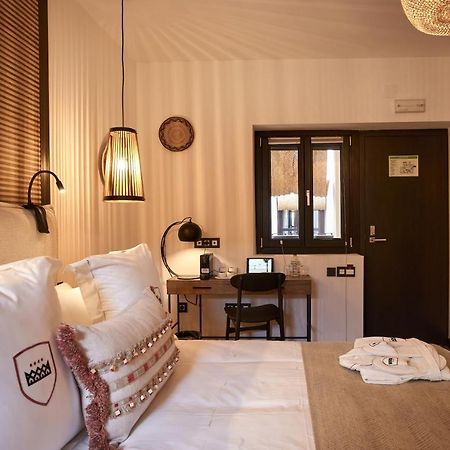Hotel Santo Cristo La Ciudadela Марбелья Екстер'єр фото